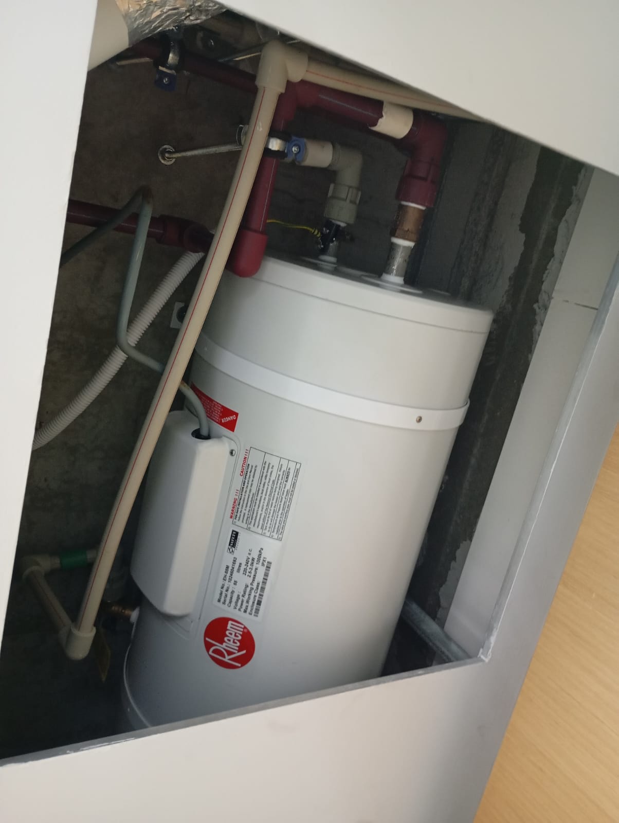 Expert Water Heater Installation, Replacement, and Repair Services in Singapore | Tasfia Engineering & Construction Pte Ltd